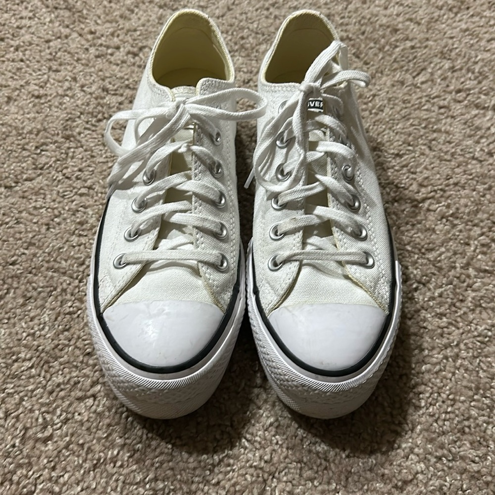 Converse platform Size 8
